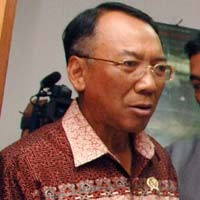 Pilih Jadi Anggota DPR, Jero Wacik Mundur dari Menteri
