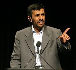 Oliver Stone Rayu Mahmoud Ahmadinejad Main Film 