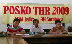 LBH Buka Pelayanan Posko THR 