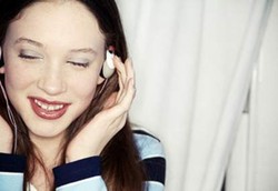  Bunyi Mendengung di Telinga Tanda Awal Tuli