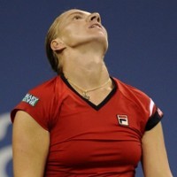 Petenis Putri Rusia Ulangi Catatan Buruk 2002