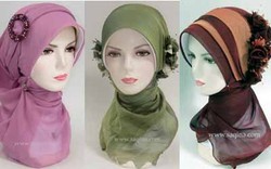 Gemerlap Jilbab Pesta yang Praktis dari Kartina