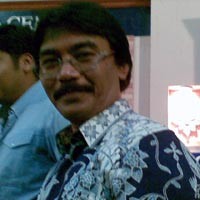 Jika Tak Jadi Menteri Lagi, Adhyaksa Dault Back to Campus