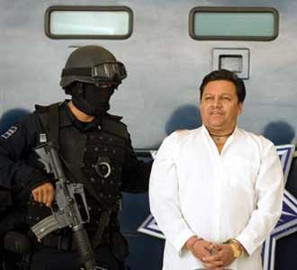 Polisi Bekuk Pembajak Pesawat