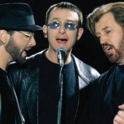 Bee Gees Reuni Pasca 6 Tahun Vakum