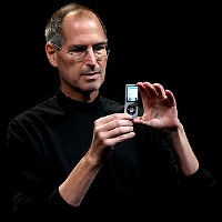 Jobs Kembali di Tengah Kekecewaan Fans Apple