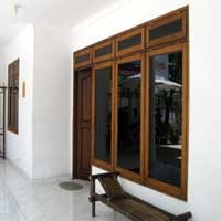 Tips Antisipasi Pencurian Saat Rumah Kosong