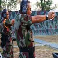 Komandan Baru Korps Marinir Disambut Lomba Menembak 