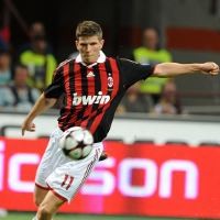 Menagih Reaksi Tunda Milan