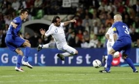 Tiga Tim Ketat di Grup 2