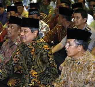 SBY Buka Puasa dengan Petinggi TNI
