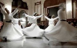 Whirling Dervish, Tarian Sufi ala Rumi yang Ingatkan Mati