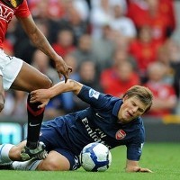 Arshavin Cedera, Wenger Salahkan Rusia