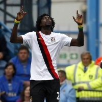 Wenger Siap Padamkan Adebayor