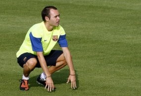 Iniesta Siap Merumput