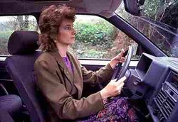 Bahaya Keracunan di Dalam Mobil