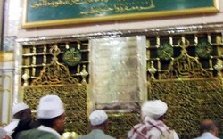 Ramai-ramai Mengirim Surat Cinta ke Nabi Muhammad SAW