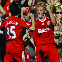 Benayoun Hat-trick, Liverpool Gilas Burnley 4-0
