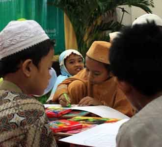 Puluhan Anak Yatim Berbuka Puasa
