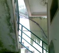 Tiga Rumah Terancam Ambruk