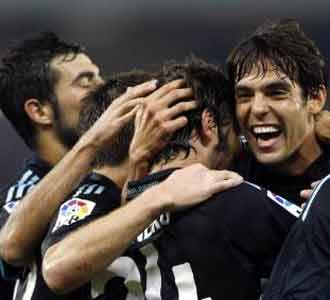 Madrid Tundukkan Espanyol