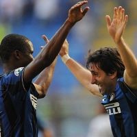Etoo & Milito Menangkan Inter
