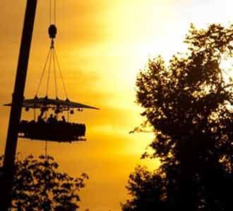 Makan Malam di Ketinggian 50 Meter