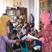 251 Bingkisan Dibagikan Panti Asuhan Al Ikhlas untuk Fakir Miskin 