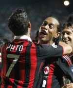 Pesonamu Masih Tetap Ada, Milan 