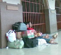 KA Berangkat Pukul 14.00 WIB, 5 Jam Sebelumnya Sudah Penuh