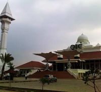 Melongok Masjid Muammar Qaddafy