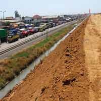 BPLS Jamin Selama Lebaran Tanggul Lumpur Aman 