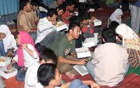 Sahur Bareng di Bongkaran