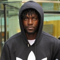 FA Tuntut Adebayor dengan Dua Tuduhan