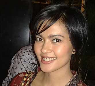 Lola Amaria Tak Mau Jadi TKI Cantik