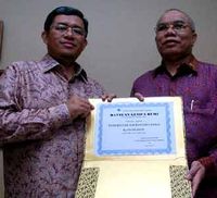Bantuan Korban Gempa Terus Mengalir