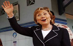 Hillary Clinton Adakan Buka Bersama di Kantornya