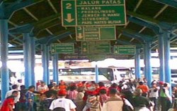 Terminal Purabaya Didominasi Pemudik Tujuan Semarang dan Solo