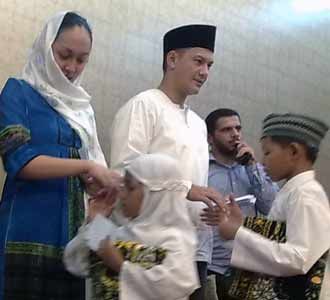 Adjie Berbagi untuk Anak Yatim