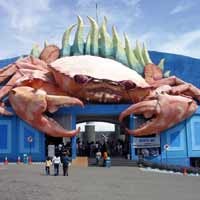 Rame-rame Libur Lebaran ke Tempat Wisata di Jatim