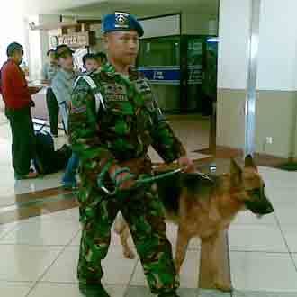 Penjagaan di Bandara Juanda