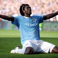 Skorsing Tiga Laga, Adebayor Lewatkan Derby