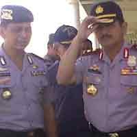 Polair Disiagakan di Bawah Jembatan Suramadu