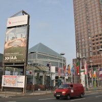 Produsen Berlomba Bikin Mobil Ramah Lingkungan