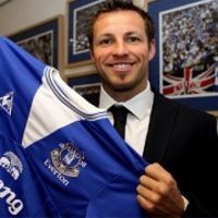 Everton Gaet Kapten Australia