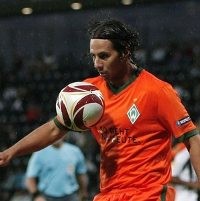 Pizarro Menangkan Bremen