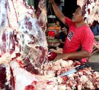 Pedagang Daging Sambut Lebaran