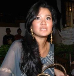 Marcella Zalianty Ingin Lebaran di Surabaya