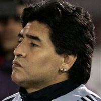 Anting Maradona Disita Kantor Pajak