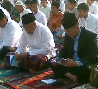 Dada Rosada Salat Id di Sabuga